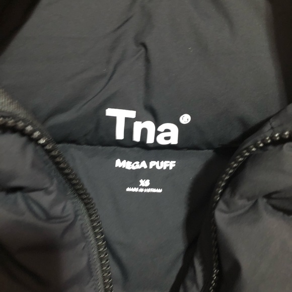 TNA Mega Puff Crop - Picture 9 of 9